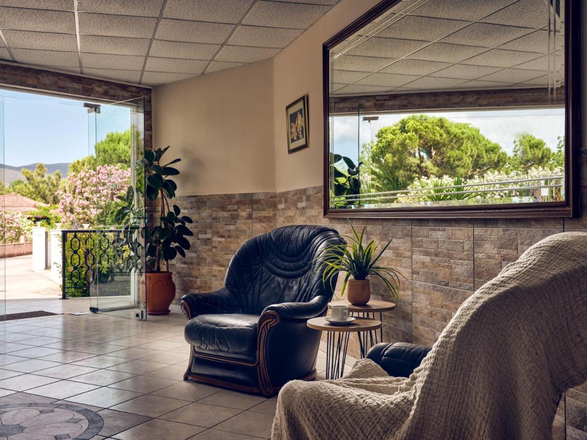 לגאנאס Alkyonis Hotel מראה חיצוני תמונה