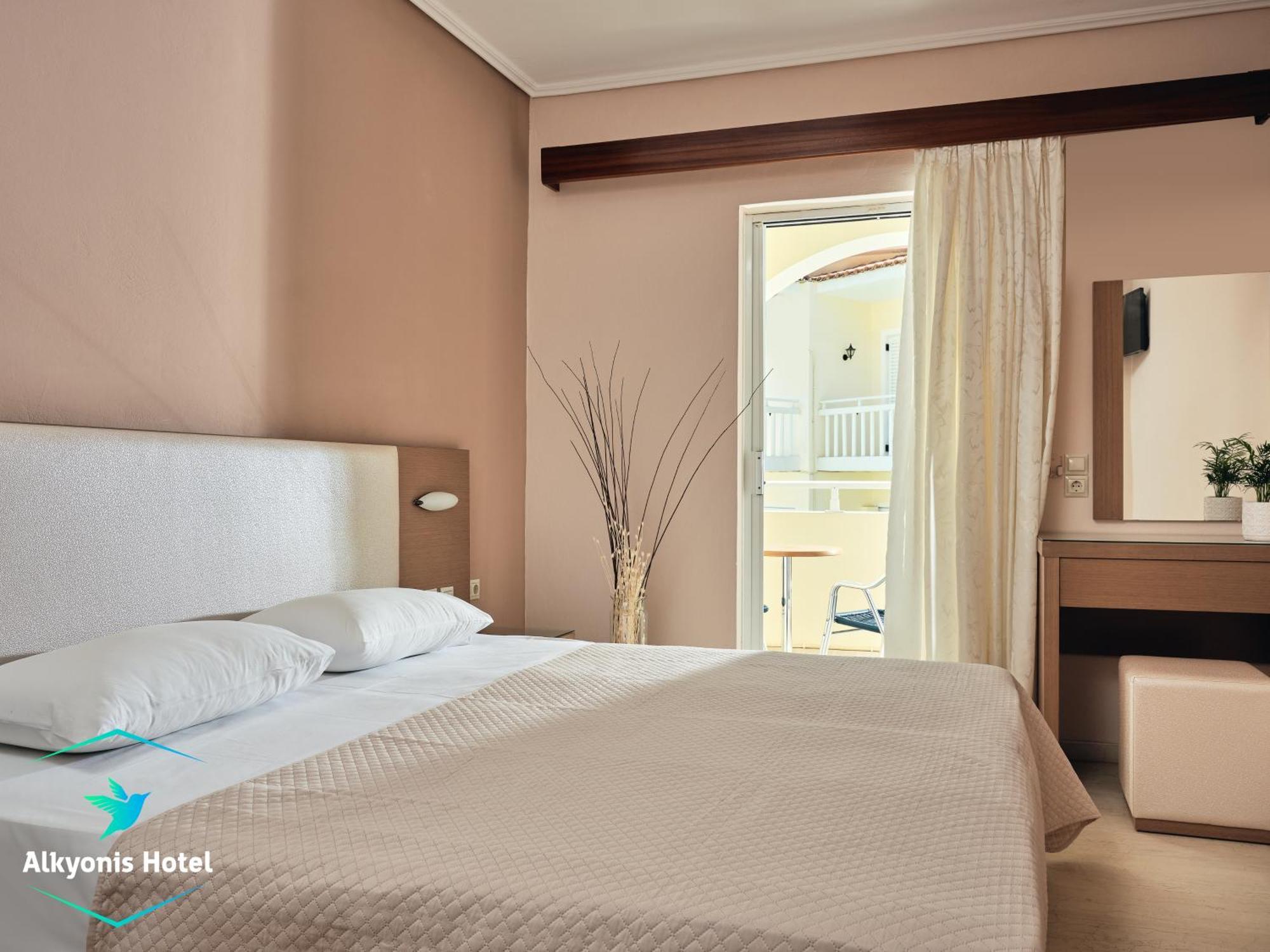 לגאנאס Alkyonis Hotel מראה חיצוני תמונה